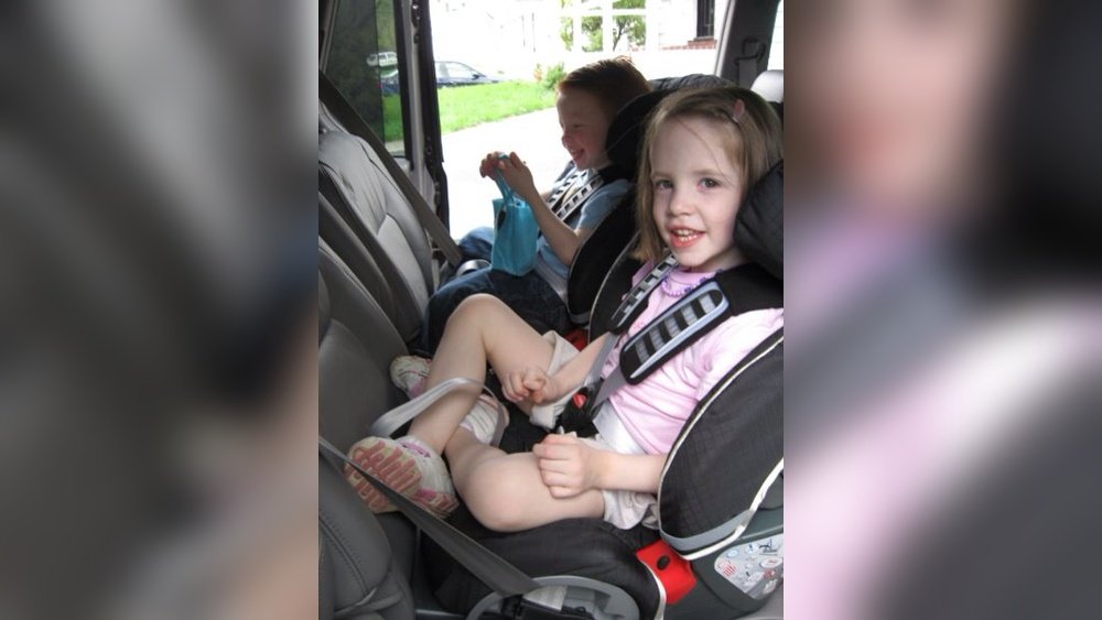 Is It Safe for Toddler Legs to Touch Seat Rear Facing