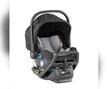 Best Lightweight Infant Car Seat for City Parents